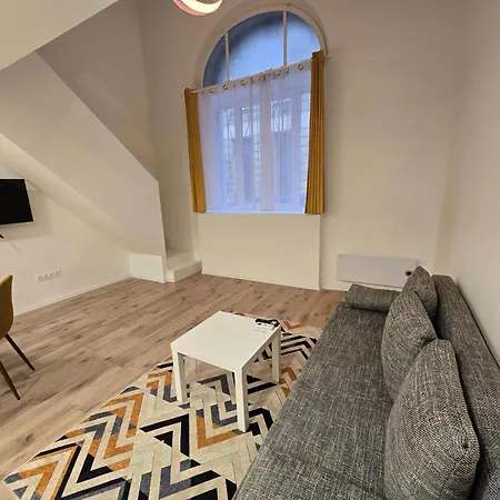 Rakoczi Retreat - In The Heart Of Apartamento